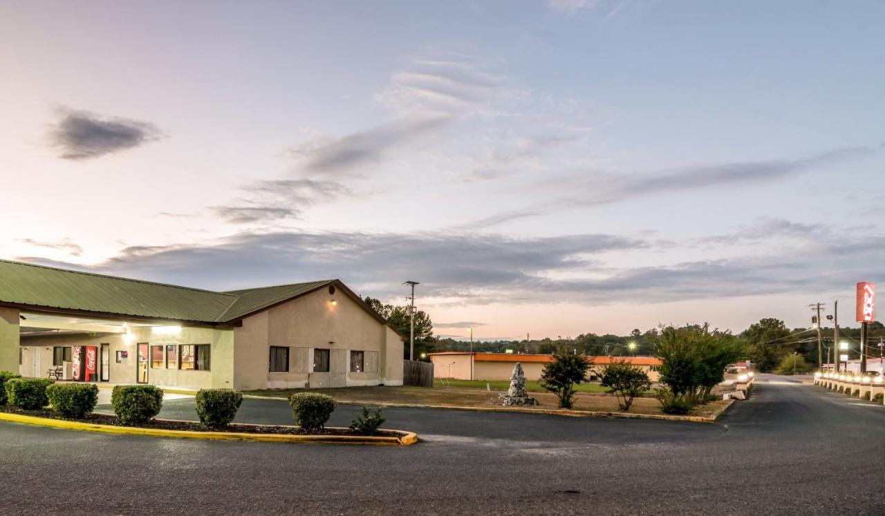 Red Roof Inn Sylacauga מראה חיצוני תמונה