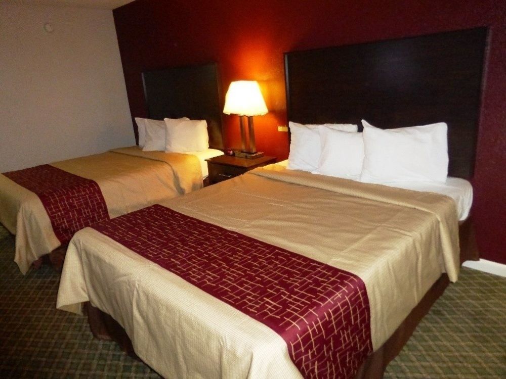 Red Roof Inn Sylacauga מראה חיצוני תמונה